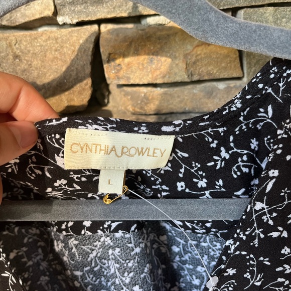 Cynthia Rowley Black and White Ruffled 3/4 Sleeve Blouse - Picture 2 of 2